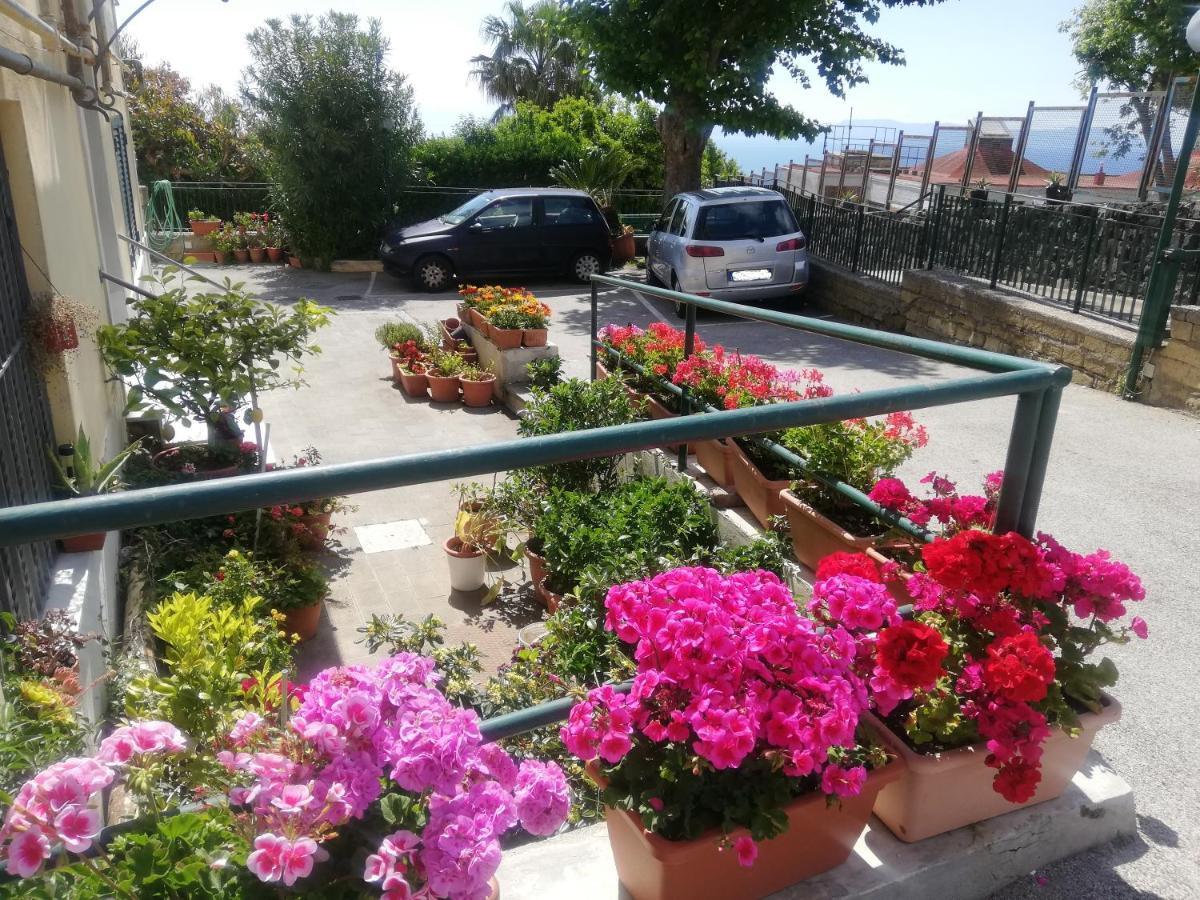 Casa Vacanze Napoli Posillipo Eksteriør bilde